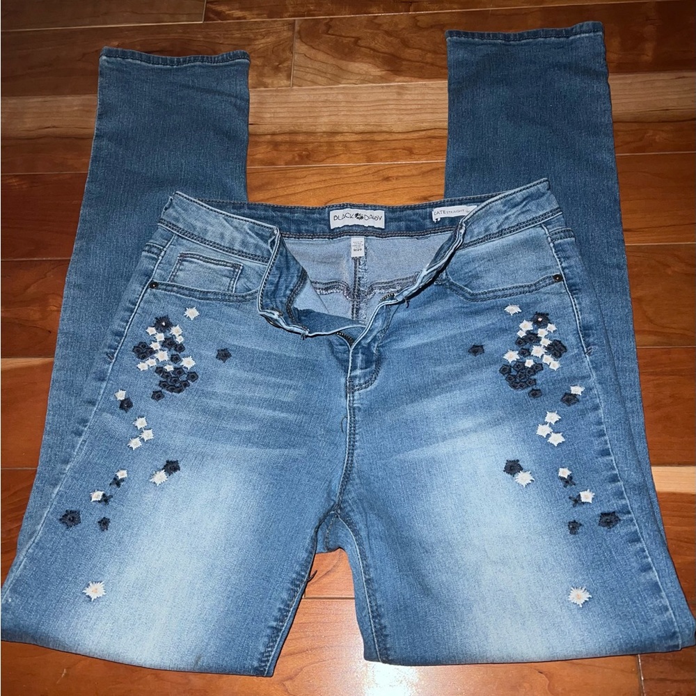 Black Daisy Kate straight Leg. Junior 9/29